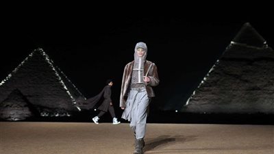 بعد عرض Dior.. مصر تتصدر صحف العالم واشادات من وسائل الإعلام الغربية