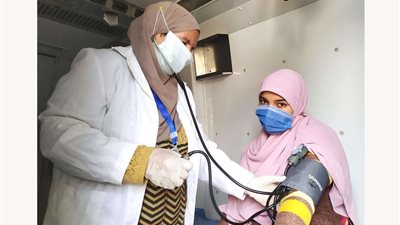 إطلاق 13 قافلة طبية بمحافظات الجمهورية ضمن مبادرة حياة كريمة