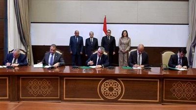 بالصور ..مصطفى مدبولى يشهد توقيع 7 مذكرات تفاهم لبدء دراسات إنتاج الهيدروجين الأخضر