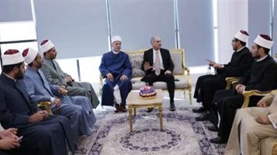 أعضاء الأزهر العالمي للفتوى  ينظمون ندوة عن أهمية التوعية الأسرية بجامعة أسوان