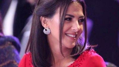 بالصور.. شاهد أحدث ظهور للفنانة دنيا سمير غانم