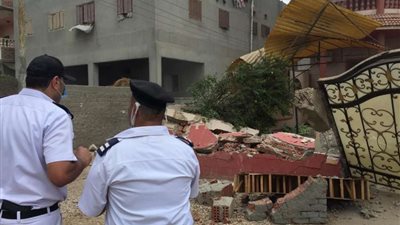 انقلاب سيارة نقل أموال بداخلها 4 ملايين جنيه وإصابة شخص على طريق بني عبيد