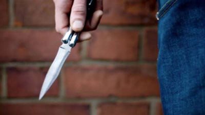 بسبب التحرش بابنته .. عامل يطعن  صديقه بسلاح أبيض بالشرقية