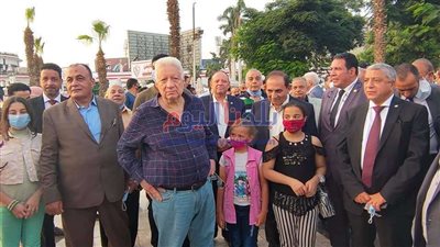 وزير الرياضة ومرتضى منصور يفتتحان مسجد 
