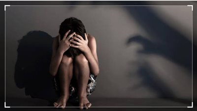 عاطل يعتدي جنسيًا على طفل ثلاث سنوات بالمحلة