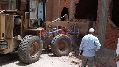 استرداد 100 فدان أملاك دولة والمراكز مستمرة في تنفيذ حملات إزالة التعديات بالمنيا