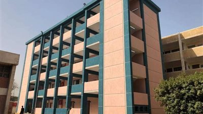 انطلاق العام الدراسي الجديد بالإمارات