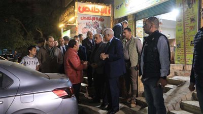 محافظ الجيزة يتفقد مشروع الصرف الصحى بشارع ترعة الإخلاص.. تفاصيل