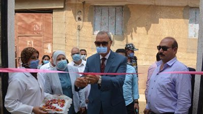 بمناسبة العيد القومي.. محافظ القليوبية يضع حجر أساس وتفقد 9 مشروعات