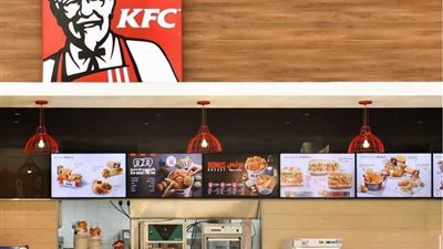 اللقطات الأولى لحادث تفجير مطعم كنتاكي بالعاصمة الإماراتية أبو ظبي