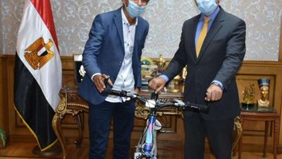 وزير الرياضة يستقبل 