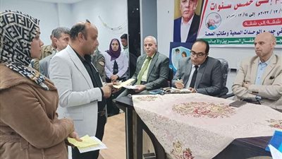 وكيل وزارة الصحة بالشرقية يجتمع بمشرفي الحملة القومية للتطعيم ضد شلل الاطفال