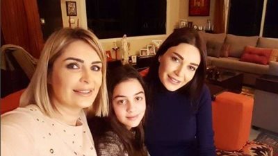 سيرين عبد النور تكشف سر موهبة ابنة أختها في مسلسل دانتيل