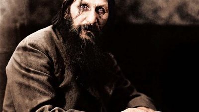 من هو راسبوتين الذي نجا من السُّم والرصاص والطعن؟