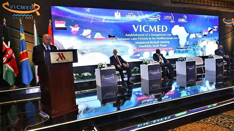 اجتماع وزير النقل