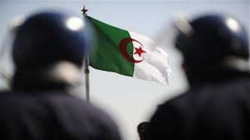 السلطات الجزائري