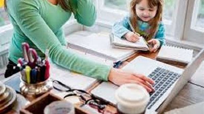 احذر..خبراء: العمل من المنزل يؤدي إلى الإصابة بأمراض عقلية