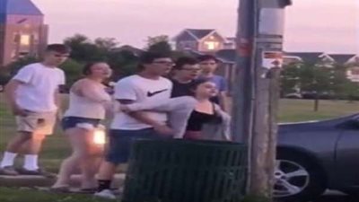 شاب يعتدي على فتاة بالضرب ويُكمل جرائمه بقتل شخصين.. تفاصيل