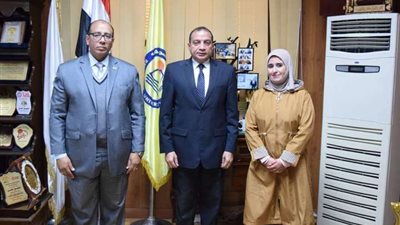 معهد أبحاث النباتات بجامعة بني سويف ينظم زيارة ميدانية لباحثة جزائرية