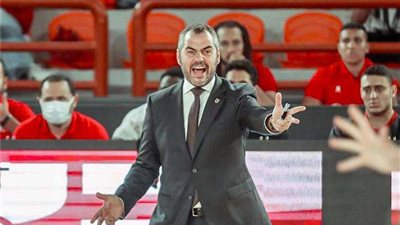 للمرة الثانية.. اتحاد السلة يقرر إحالة أوجستي بوش مدرب الأهلي للتحقيق