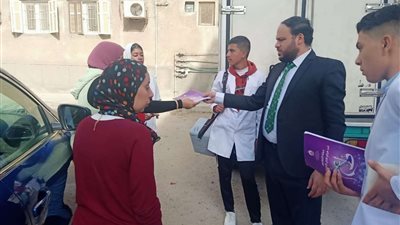 وكيل الصحة بالإسماعيلية يتابع حملة شلل الأطفال بالقرى الريفية