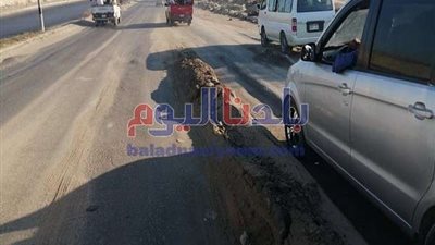 استغاثة لـ وزير النقل.. طريق الاوتوستراد قبل كمين مايو ينذر بوقوع كارثة (صور)