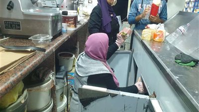 حملات تمونيية لضبط ومراقبة الاسواق والمحال التجارية بالإسماعيلية