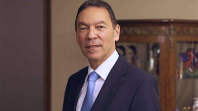 ايه علاقة الأكل بالدهان يا ابني .. هاني الناظر يكشف عن سؤال طريف من أحد المرضى