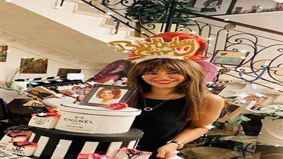 هكذا احتفلت منة فضالي بعيد ميلادها (صور)