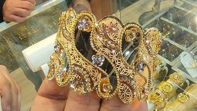 يالا اشترى الشبكة..  أسعار الذهب تنخفض وعيار 21 مفاجأة