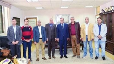 رئيس جامعة سوهاج يستقبل لجنة الأعلى للآثار لتوثيق مقتنيات المتحف