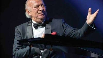 موسيقى عمر خيرت تجذب أنظار حضور قرعة مونديال اليد.. فيديو