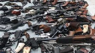 القبض على 14 متهمًا بحوزتهم أسلحة نارية في الجيزة