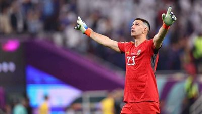 إيميليانو مارتينيز أفضل حارس مرمى في كأس العالم 2022