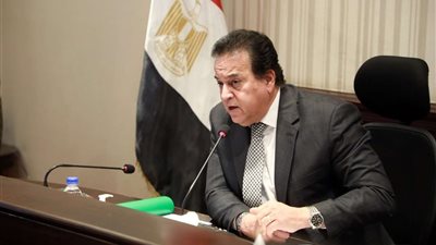 «عبدالغفار» يعلن الموافقة على اعتماد المعايير القومية والفنية المنظمة لعمليات نقل الدم