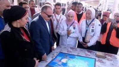 طلاب جامعة حلوان يزرعون ألف شجرة ضمن مشروع تجميل الكليات