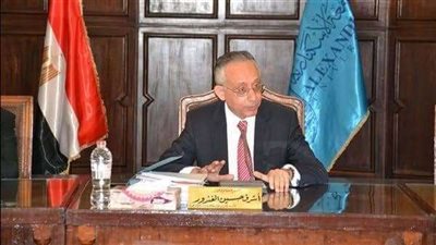 الغندور: إختيار مساعدين لوكلاء كليات ومعاهد جامعة الإسكندرية من الشباب للقيادة