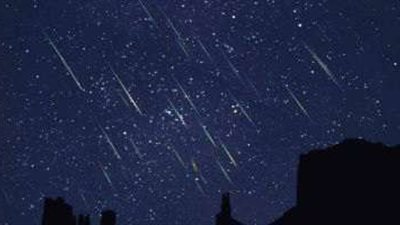 البحوث الفلكية: شهب الدب الأصغر تمطر سماء مصر غدًا بـ10 زخات فى الساعة