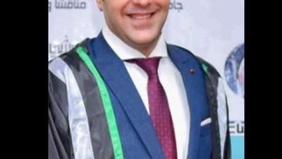 حكايات جديدة من دفتر المناضلة المزيفة ونجلها