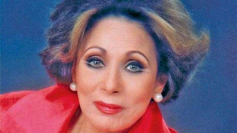 لبنى عبد العزيز