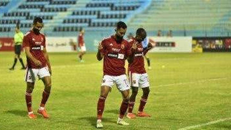 لاعبي الأهلي
