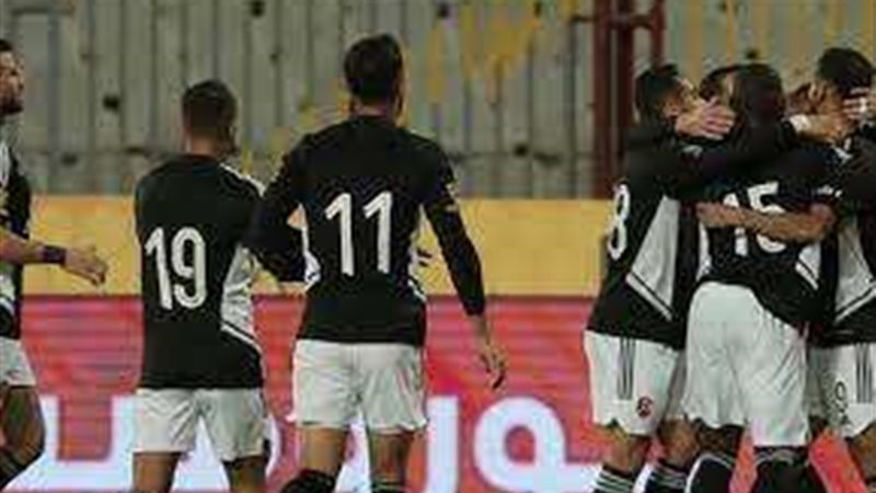 لاعبي الأهلي