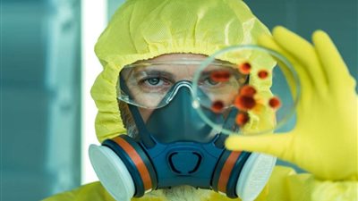 صفر وفيات بـ كورونا.. أستاذ أوبئة يزف بشرى سارة للمصريين.. فيديو