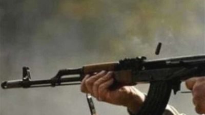 إصابة عامل بطلق ناري في مشاجرة بين عائلتين بقنا