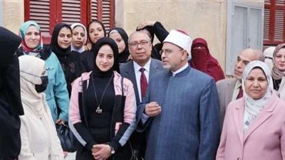 رئيس جامعة الأزهر يتفقد كلية الدراسات الإسلامية والعربية للبنات بدمنهور