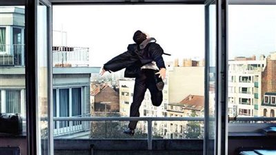 لهذا السبب.. شاب يحاول الانتحار والأمن ينقذه في أسوان