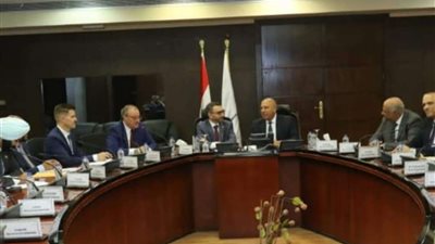 وزير النقل يبحث مع نظيره الكندي التعاون المشترك بمجالات النقل المختلفة
