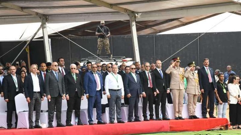 وزيرا الخارجية والإسكان