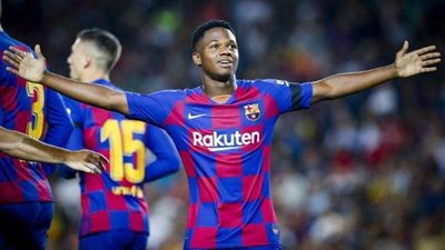 برشلونة يُعلن إصابة فاتي أثناء مُشاركته في التدريبات