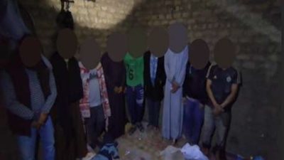 من بينهم أجنبي.. القبض على 9 أشخاص للحفر والتنقيب عن الآثار بسوهاج